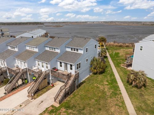 24 Bermuda Landing Pl, N Topsail Beach, NC, 28460-8556 | Card Image