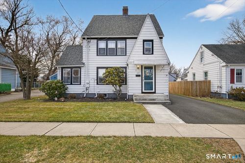 50 Judson Pl, Milford, CT, 06461-4041 | Card Image