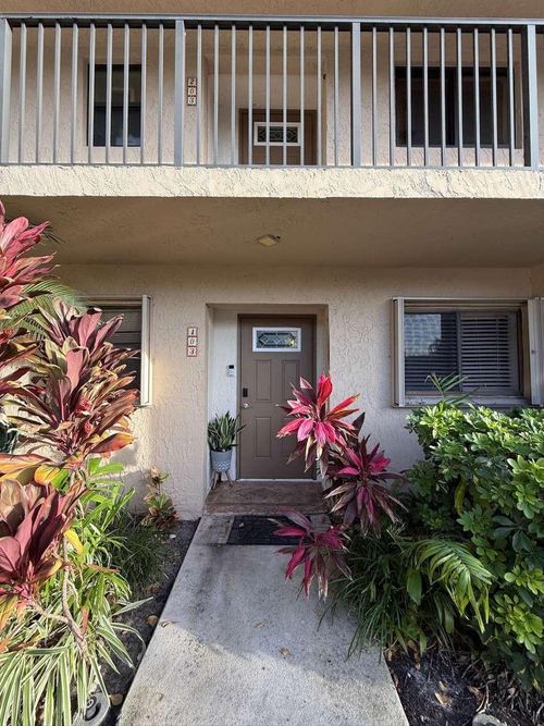 apt-103-2918 Ne 8th Ter, Wilton Manors, FL, 33334-2678 | Card Image