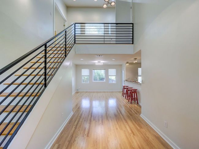 2 - 400 E 33 Rd St, Condo with 3 bedrooms, 3 bathrooms and 2 parking in Austin TX | Image 26