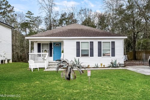 2873 Honduras Dr, Gautier, MS, 39553-6703 | Card Image