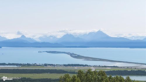 895 Glacier View Ct, Homer, AK, 99603-9326 | Card Image