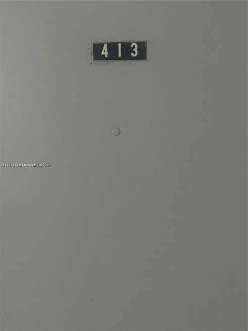 apt-413-1825 S Ocean Dr, Hallandale Beach, FL, 33009-4978 | Card Image