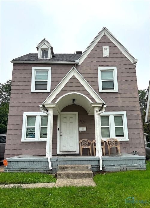 1739 Wyndhurst Rd, Toledo, OH, 43607-1420 | Card Image