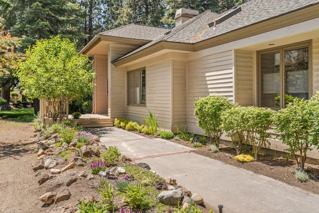 46-Exterior | Image 37