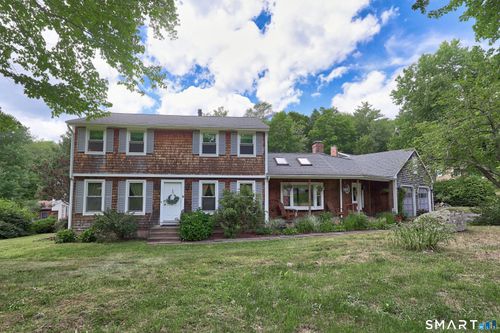 2 Meadowside Dr, Unionville, CT, 06085-1545 | Card Image