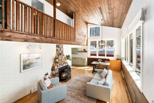 4286 Lavaque Rd, Hermantown, MN, 55811-3667 | Card Image