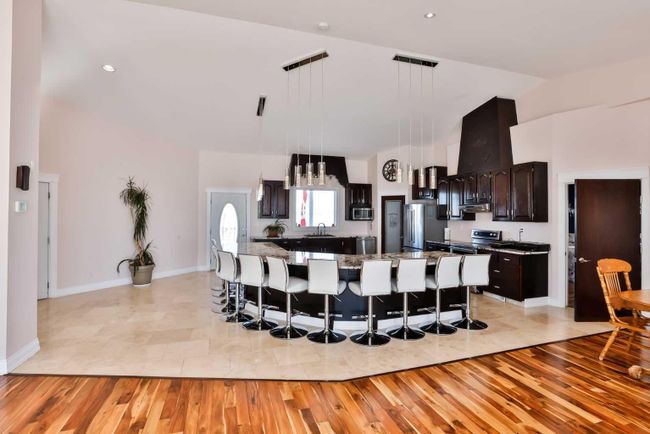 328 Railway Ave, House other with 3 bedrooms, 5 bathrooms and 20 parking in Lomond AB | Image 18