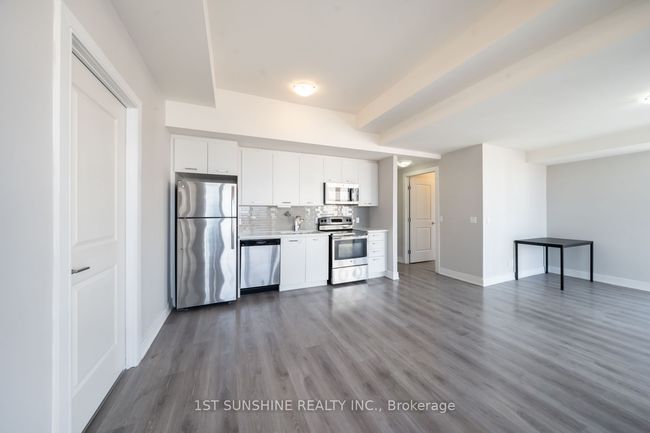 PH3 - 150 Main St W, Condo with 2 bedrooms, 2 bathrooms and null parking in Hamilton ON | Image 8