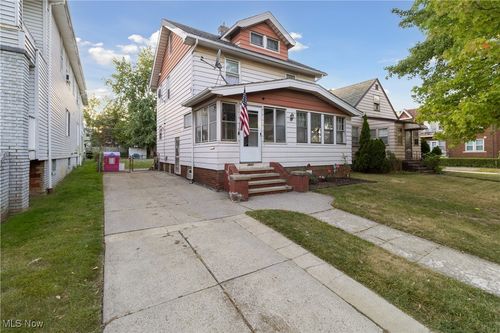 3684 W 133rd St, Cleveland, OH, 44111-3305 | Card Image