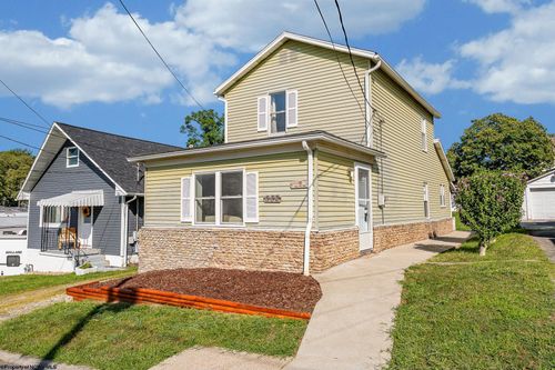 532 Herman Ave, Star City, WV, 26505-2032 | Card Image