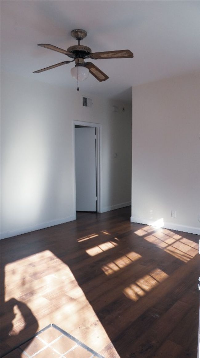 APT-101 - 2216 San Gabriel St, Condo with 3 bedrooms, 2 bathrooms and 2 parking in Austin TX | Image 7