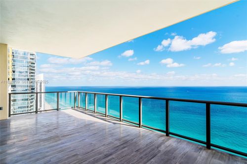 3801-17749 Collins Ave, Sunny Isles Beach, FL, 33160-4693 | Card Image