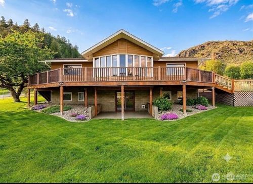 9 C Rose St, Oroville, WA, 98844 | Card Image