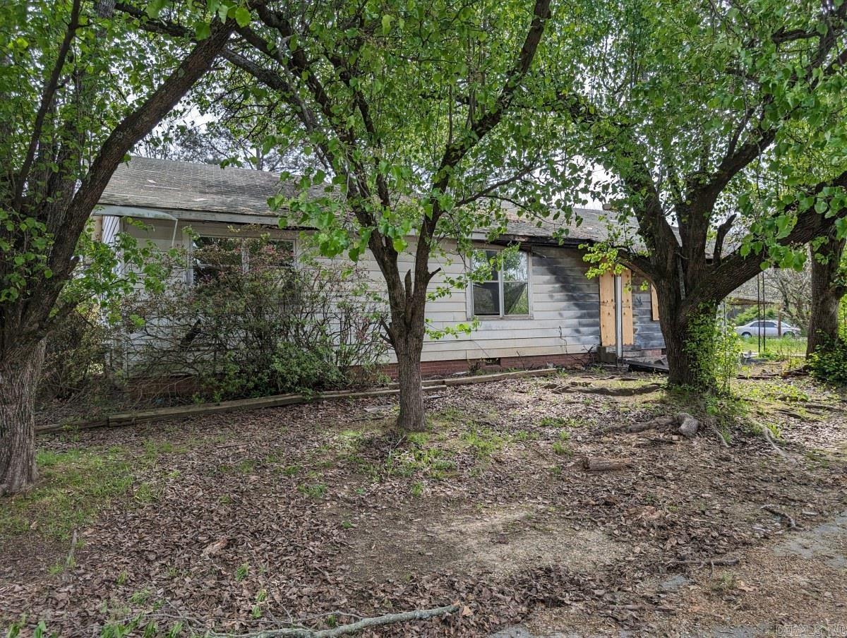 Maple St, Pine Bluff, AR 71603