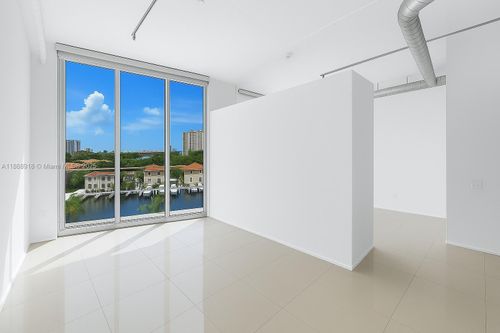 apt-924-3029 Ne 188th St, Aventura, FL, 33180-2871 | Card Image