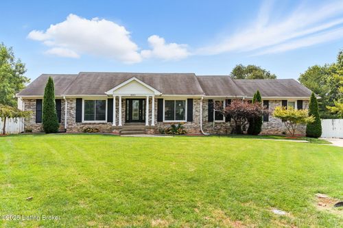 301 Bromwell Ct, Louisville, KY, 40245-4613 | Card Image