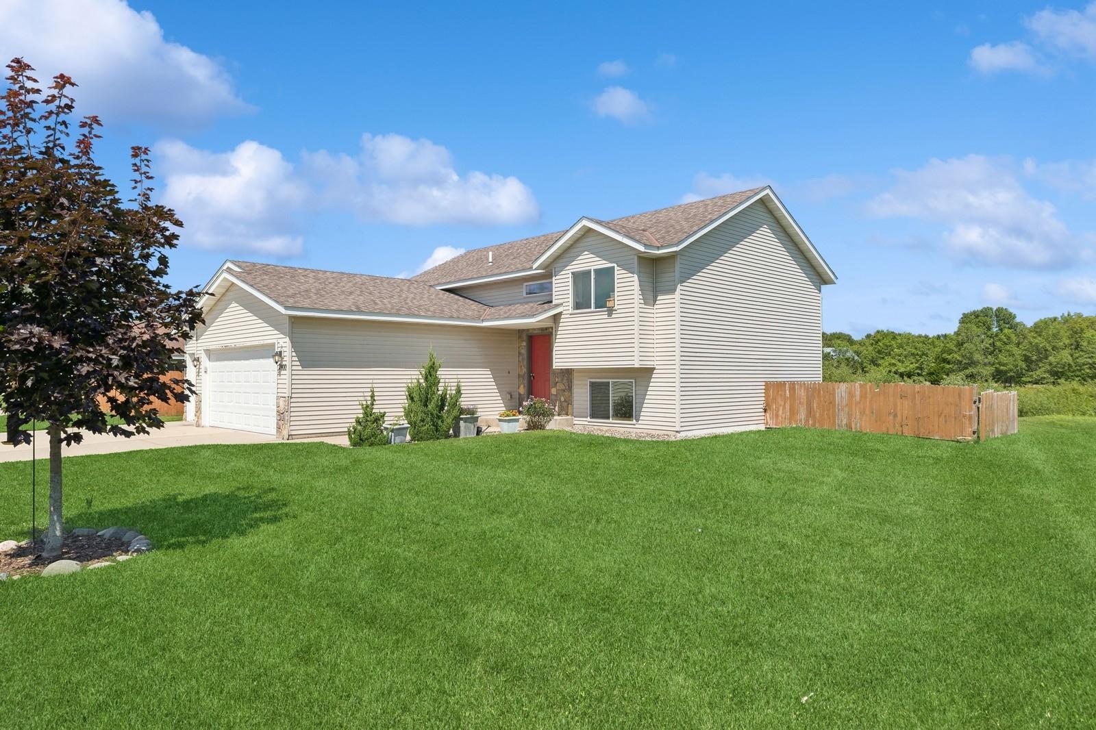 Blake Ave, Lester Prairie, MN 55354
