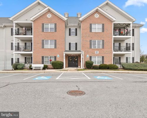 3b-6518 Ridenour Way E, SYKESVILLE, MD, 21784 | Card Image