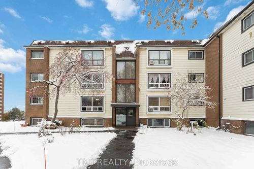 8-898 Elmsmere Rd, Ottawa, ON, K1J7T6 | Card Image