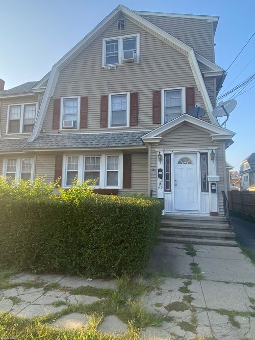 149 Edna Ave, Bridgeport, CT, 06610-1731 | Card Image