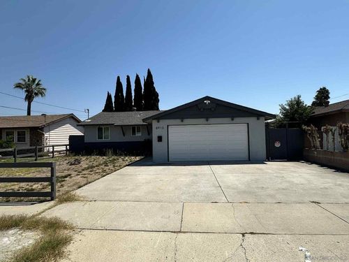 8913 Frederick St, Spring Valley, CA, 91977 | Card Image