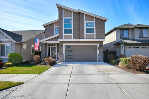 3730 Sw Badger Ct, Redmond, OR, 97756-7279 | Card Image