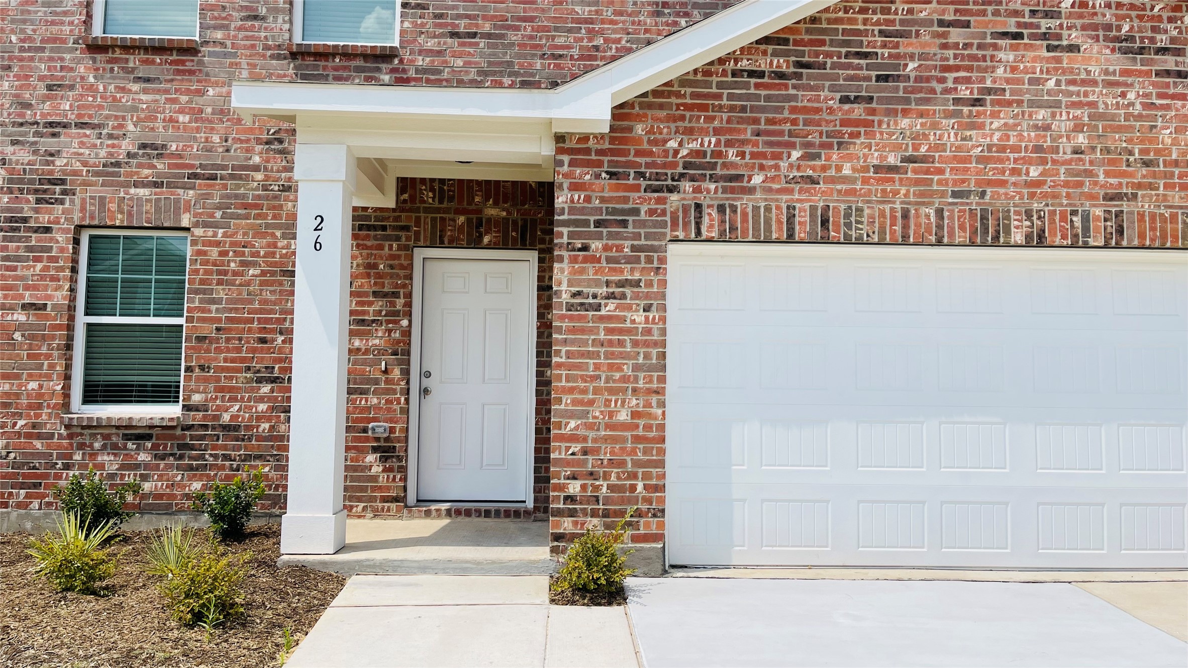Residential Lease in Edgecliff Village 3