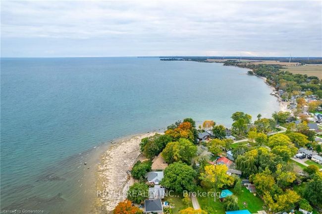 24 Lake Rd, House other with 2 bedrooms, 1 bathrooms and 2 parking in Selkirk ON | Image 8