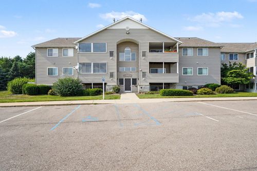 8416 Jasonville Ct Se, Caledonia, MI, 49316-8053 | Card Image
