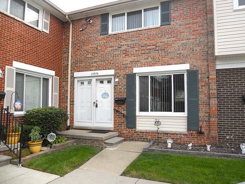 27576 Evelyn Ave, Warren, MI, 48093-2817 | Card Image