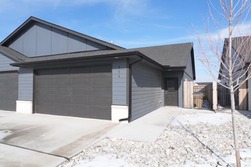 504 E Hayes St, Valley Center, KS, 67147-8967 | Card Image