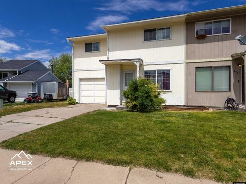 473 Miller Ave, Evanston, WY, 82930-4925 | Card Image