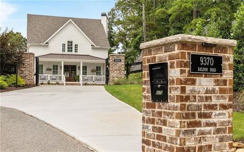 9370 Raldon Rd, Gainesville, GA, 30506-4054 | Card Image