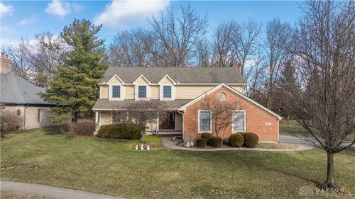6521 Staverton Dr, Centerville, OH, 45459-6634 | Card Image