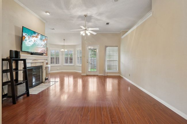 409 Meadow Ln, House other with 3 bedrooms, 2 bathrooms and null parking in Denton TX | Image 5