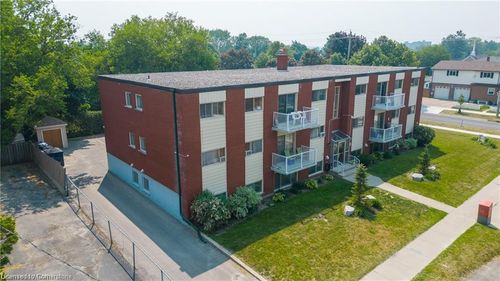 3-357 Connaught St, Kitchener, ON, N2C1B9 | Card Image