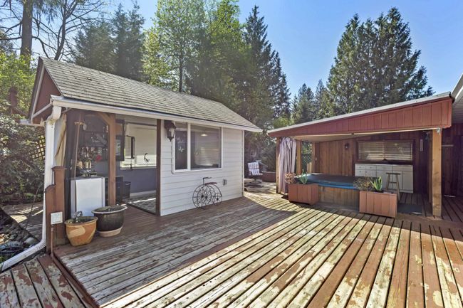 32606 14 Th Avenue, House other with 3 bedrooms, 3 bathrooms and 4 parking in Mission BC | Image 32