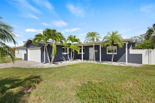 10129 4th St E, TREASURE ISLAND, FL, 33706-3109 | Card Image