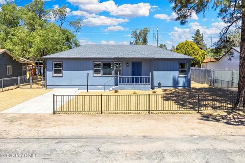 844 Flora St, Prescott, AZ, 86301-1140 | Card Image