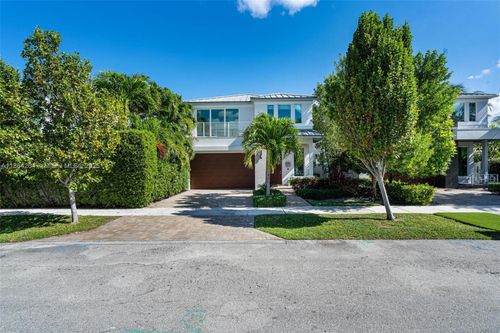 2516 Ne 32nd Ave, Fort Lauderdale, FL, 33305-1863 | Card Image