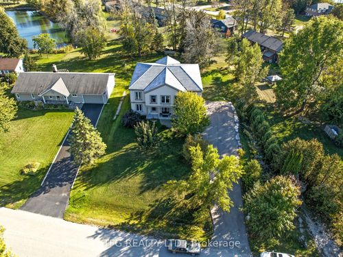 {{alt}} | Card Image