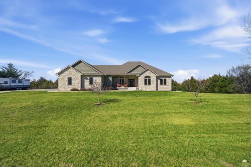 13836 Melissa Vue, Wamego, KS, 66547 | Card Image