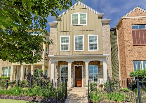 31 E Breezy Way, The Woodlands, TX, 77380-3190 | Card Image