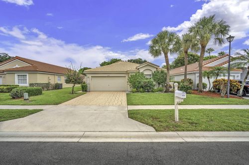 5707 Swaying Palm Ln, Boynton Beach, FL, 33437-4227 | Card Image
