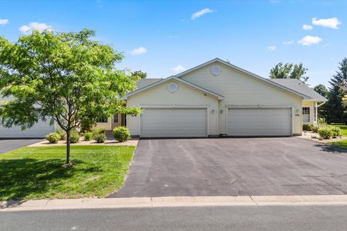 572 Aqua Cir, Lino Lakes, MN, 55014-2713 | Card Image