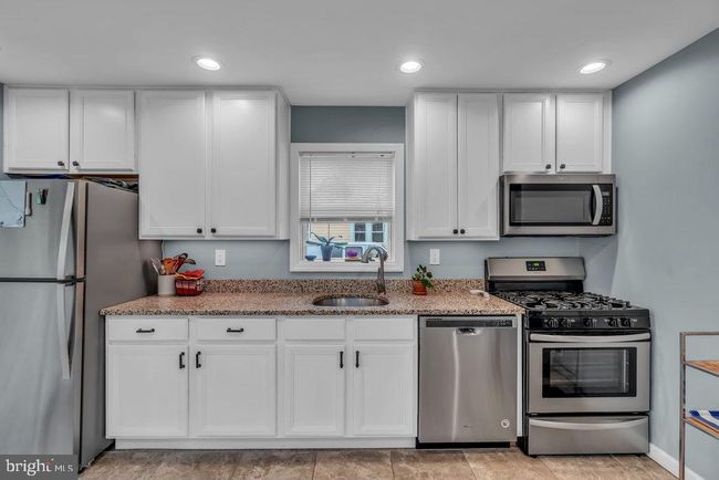 82 Hauser Ave, House other with 2 bedrooms, 1 bathrooms and null parking in Trenton NJ | Image 11