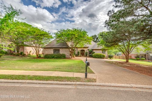 241 Sycamore Ln, Madison, MS, 39110-7445 | Card Image