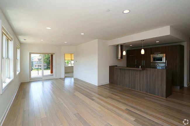APT-311 - 1 N Main St, Condo with 1 bedrooms, 1 bathrooms and 1 parking in Algonquin IL | Image 11