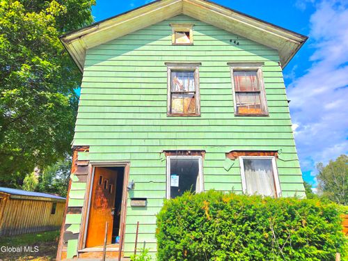 32 Center St, Milford, NY, 13807-7723 | Card Image